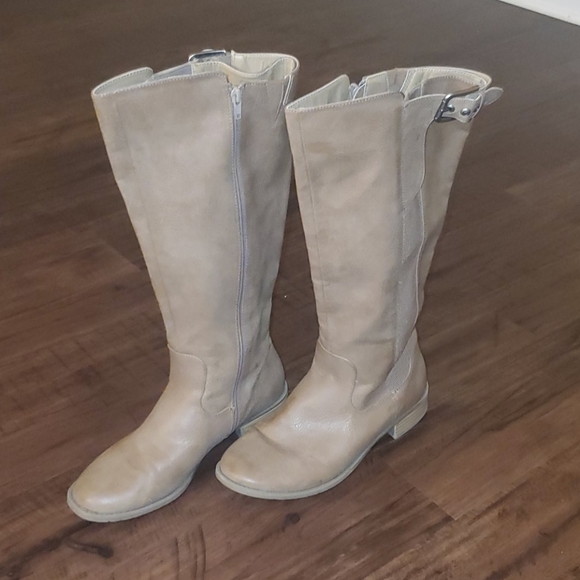 Unlisted by Kenneth Cole Boots 👢 Size 9 - Picture 6 of 6